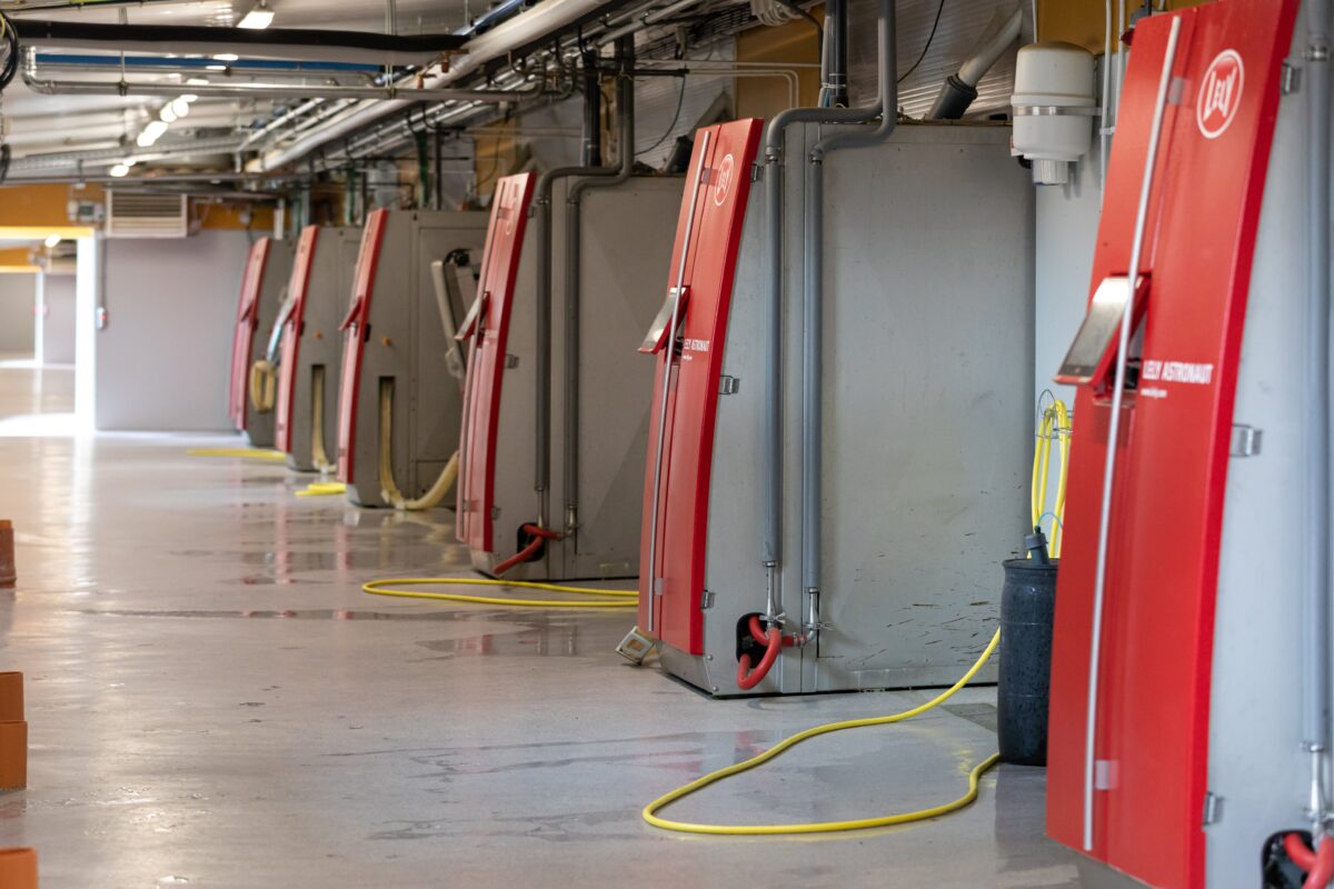 Lely Dairy XL maatilan useat robotit kuvassa