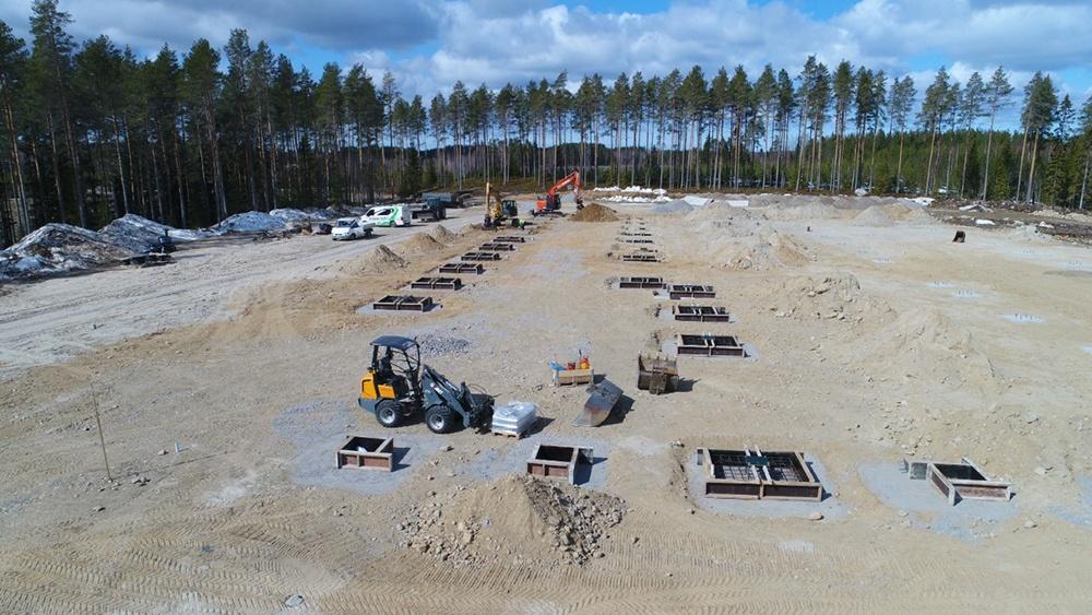 Ilmakuva Koskimäen maitotilan rakennustyömaasta