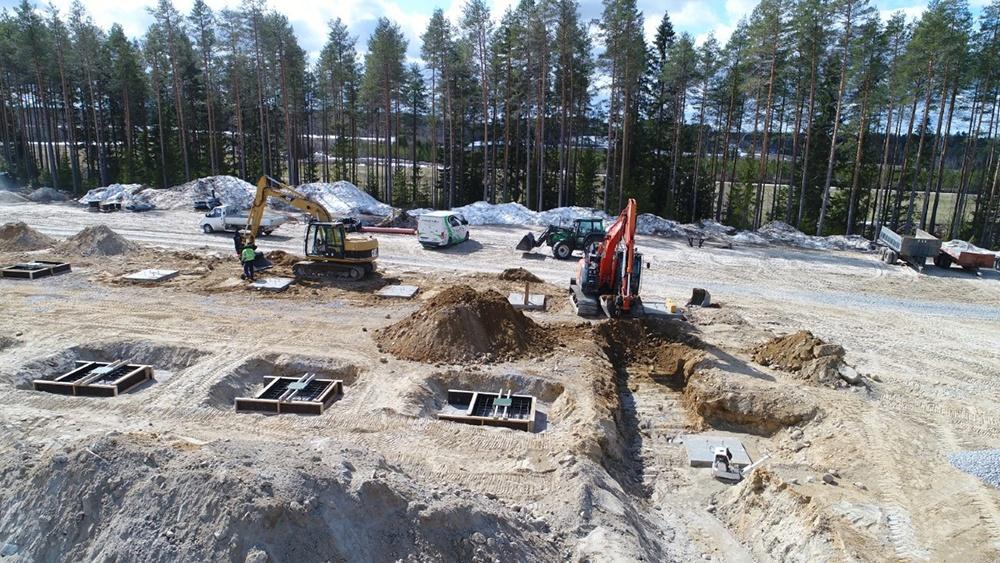 Ilmakuva Koskimäen maitotilan rakennustyömaasta