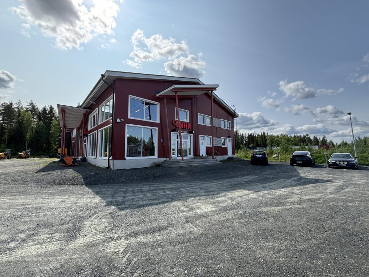 NHK Kuopion toimipiste kuvattuna ulkoa